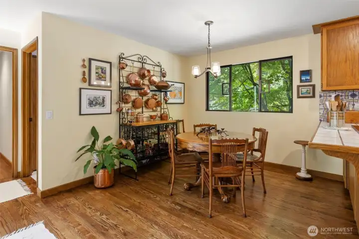 Kitchen with Eating Space