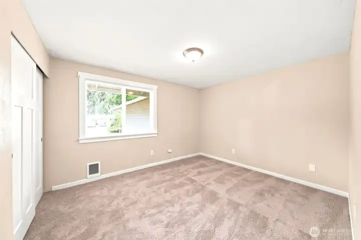 2nd Bedroom