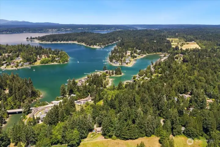 Live just minutes from the heart of Gig Harbor while enjoying the peaceful surroundings of the Lake Sylvia community. Live just minutes from the heart of Gig Harbor while enjoying the peaceful surroundings of the Lake Sylvia community.