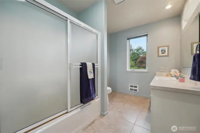 Main floor bathroom.