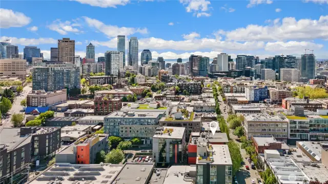 Located in the heart of Capitol Hill's vibrant Pike/Pine District - close to everything - shops, restaurants, grocery (Whole Foods, QFC, Central Co-op, Trader Joe's), transit, downtown, Seattle Univerisity.