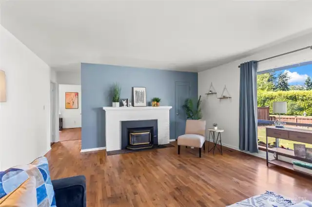Lots of natural light coming through your oversized window.