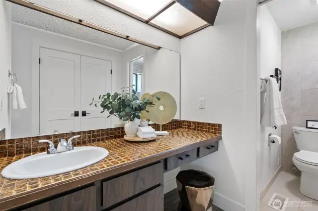 En-Suite bath