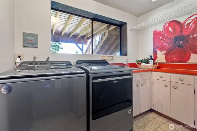 Laundry room includes W/D