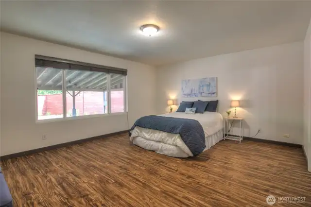 Main floor primary bedroom