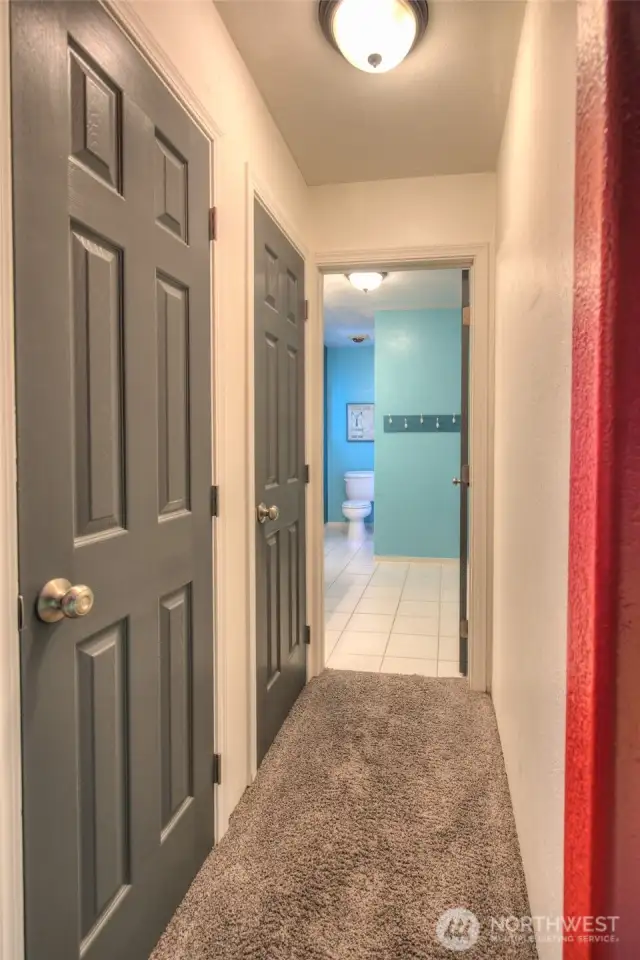 Hallway to Jack and Jill bathroom