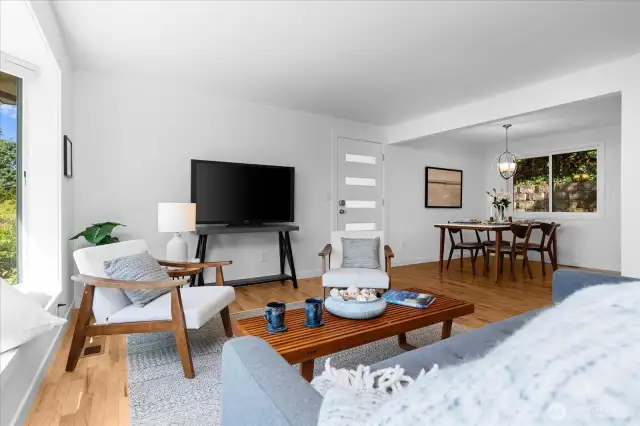Gorgeous hardwood flooring expands from entry, throughout the main floor