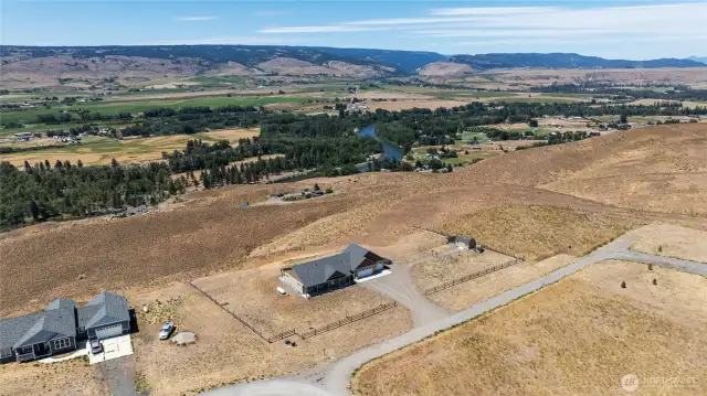 Home and Yakima River Views.