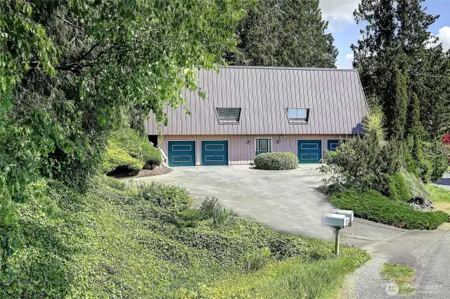 Aerial View of the Property - Great investment opportunity.
