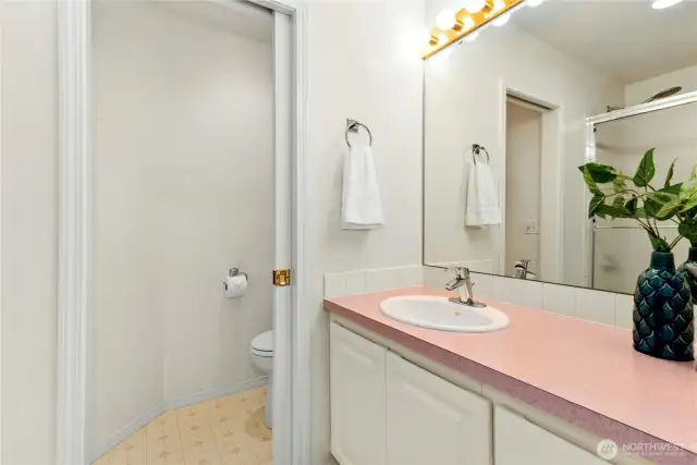 upper hall bathroom