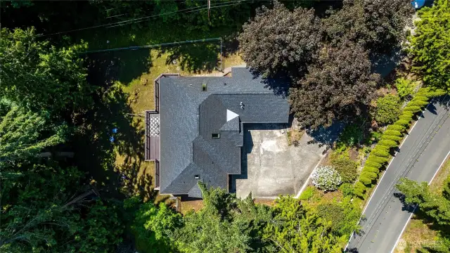 Just a 1/2 mile to over 80 acres of park land with Arroyo park and the gateway to the Chuckanut Mountain Park.