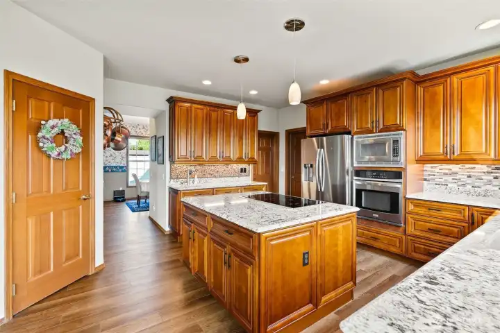 2 pantries for ample storage.