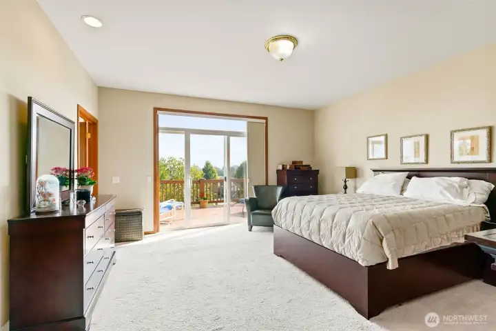 Primary suite