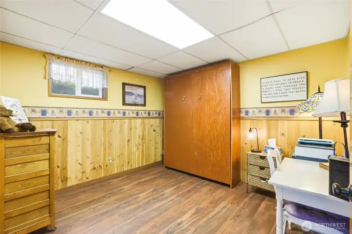 Custom Murpy bed can stay for new homeowners convvenience.