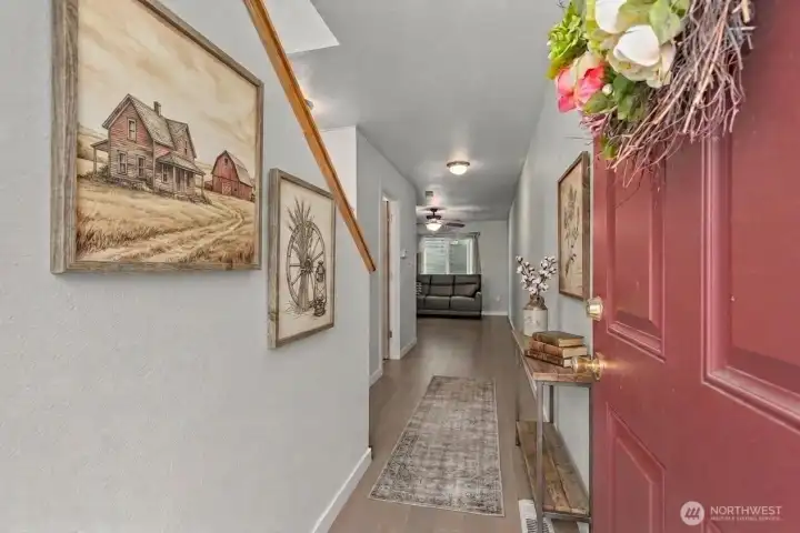 Entryway. (digitally staged)