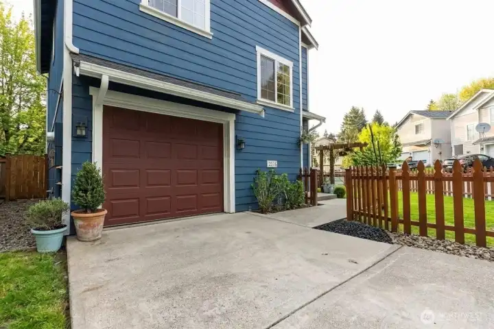 Front of home, attached 1 car garage. Recently painted exterior.