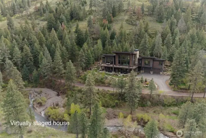 Virtually staged house