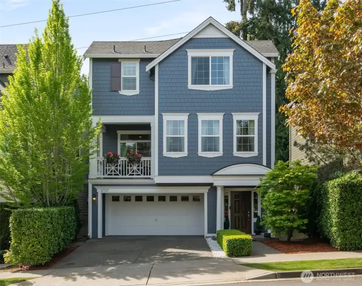 Located in one of Redmond's most desirable areas-Education Hill, this gorgeous 4 bed/3.5 home is one you'll want to see!