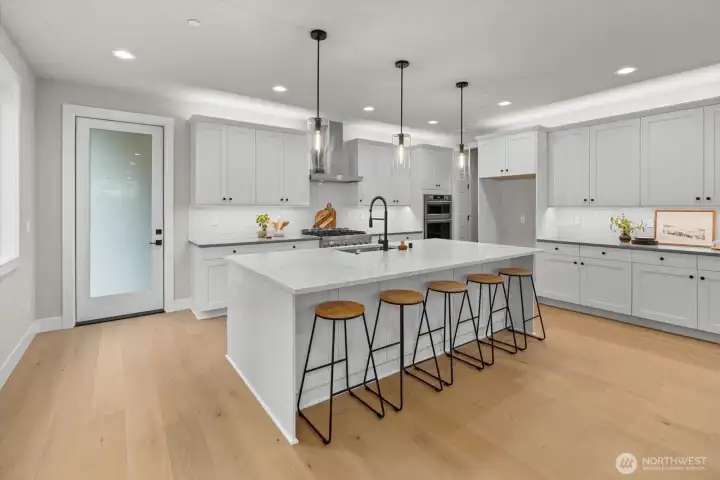 Main Level: Dining/Kitchen
