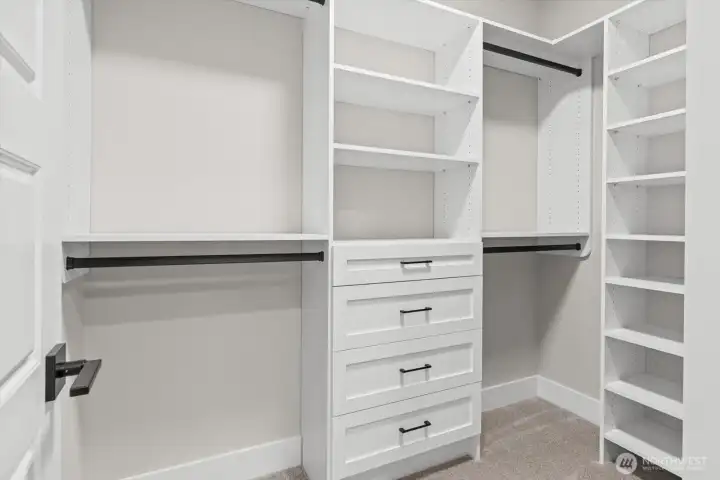 Upper Level: Primary Suite Closet