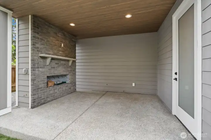Main Level: Outdoor Living