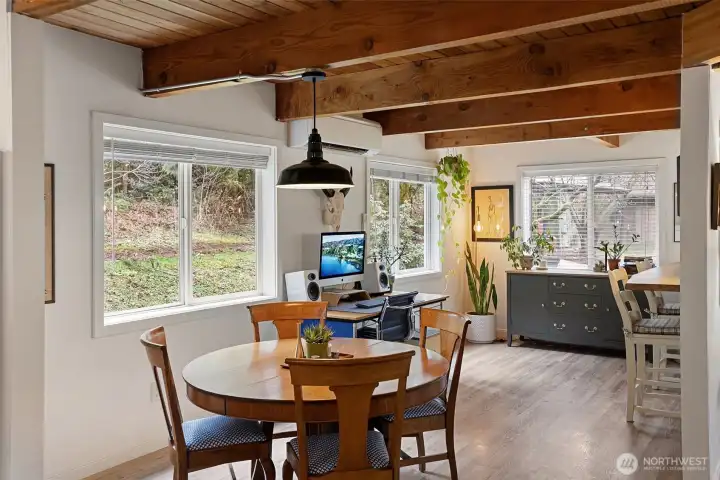 This home has so much light. Large windows allow all the natural light and nature flow into the space. The laminate floors make for easy care. This home has so much light. Large windows allow all the natural light and nature flow into the space. The laminate floors make for easy care.