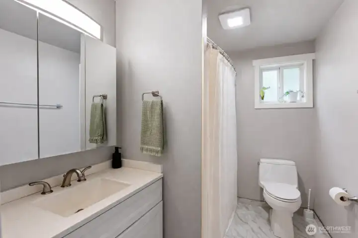 The full bath is located on the upper floor near the bedrooms. The full bath is located on the upper floor near the bedrooms.