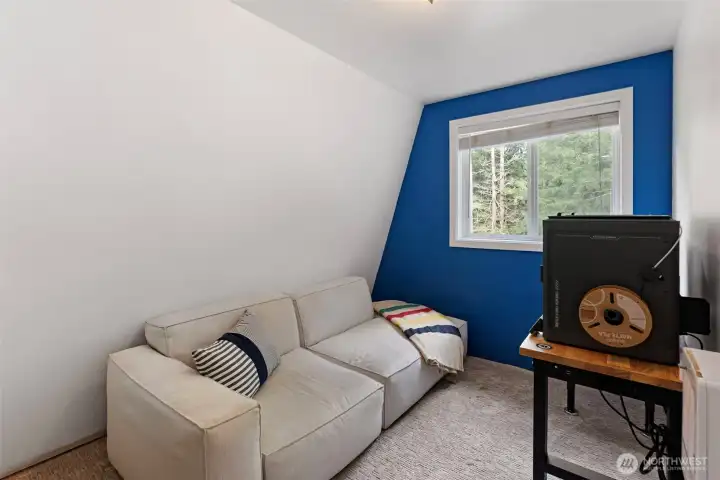This flex space on the upper floor has so many options. Need another home office space with more privacy? Are you a crafter or gamer? How about a 2nd walk-in closet so you don't have to share? You get to decide the best use for your needs. This flex space on the upper floor has so many options. Need another home office space with more privacy? Are you a crafter or gamer? How about a 2nd walk-in closet so you don't have to share? You get to decide the best use for your needs.