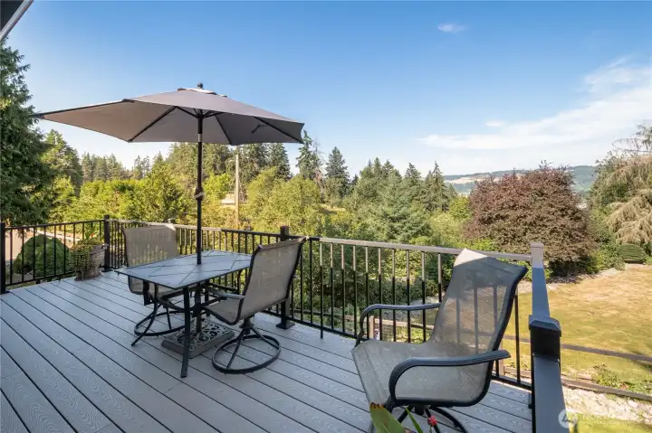 Great for entertaining, BBQ, and relaxing.