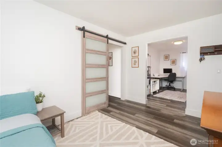 Additional flex space, turn into 2 rooms, an office, you name it!