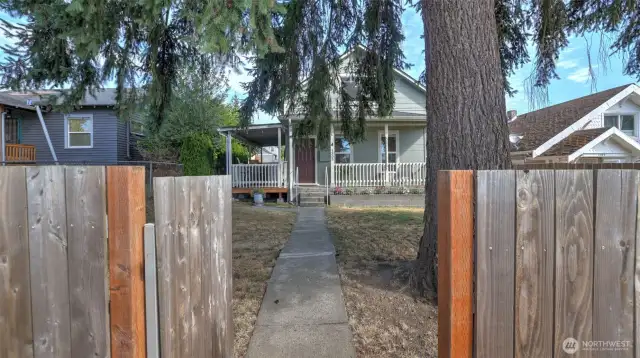Completely fenced.