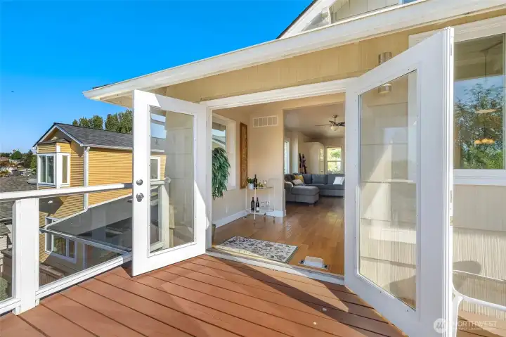 Such a wonderful option to have the doors swing out and offer more living space inside.