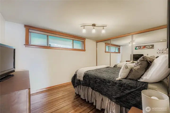 Large Bedroom