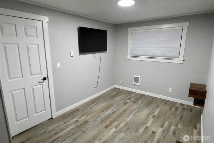 Bedroom 1 (second angle)