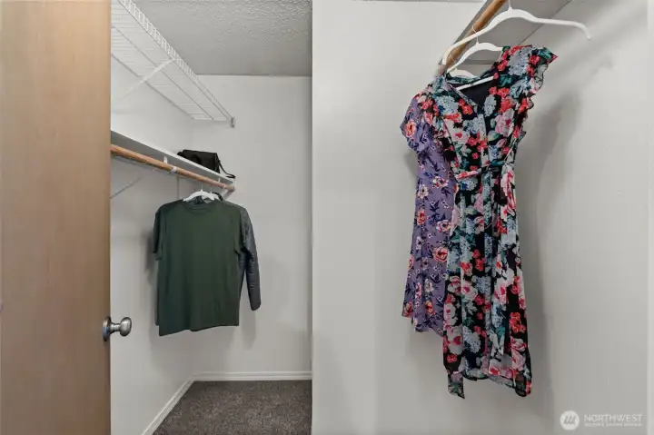 primary walkin closet