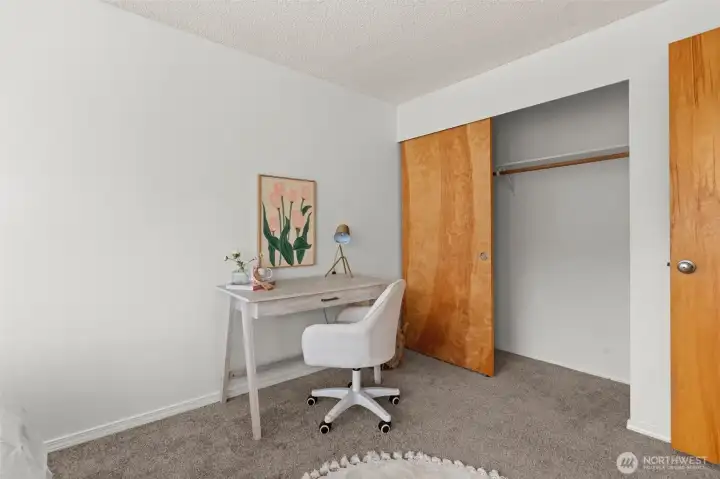 2nd bedroom