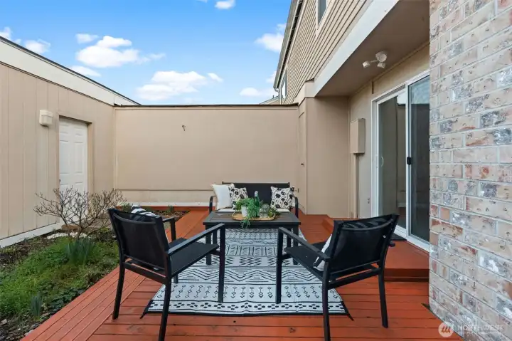 Private courtyard between house and garage