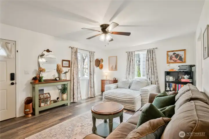 Light, bright and beautiful!