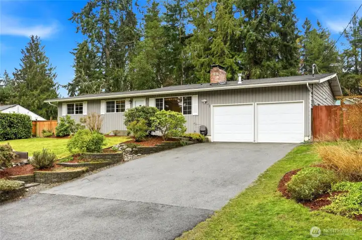 Charming home offering convenient single-level living with tasteful updates throughout.