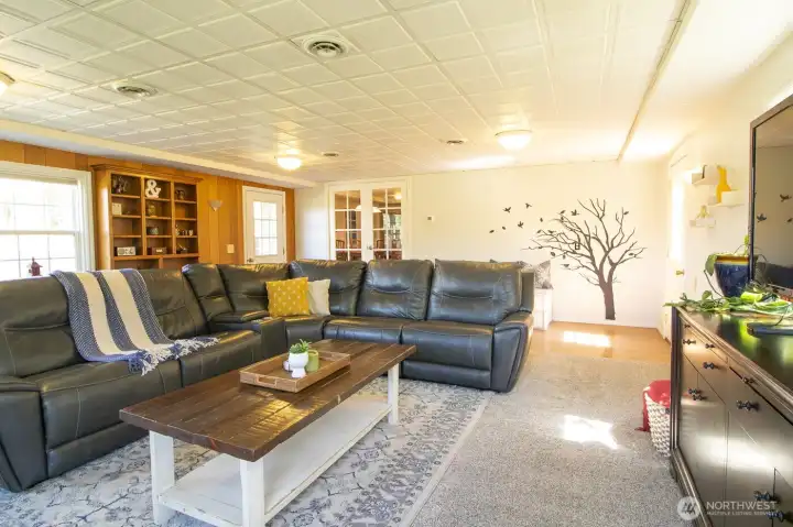 The living space is perfect for gatherings