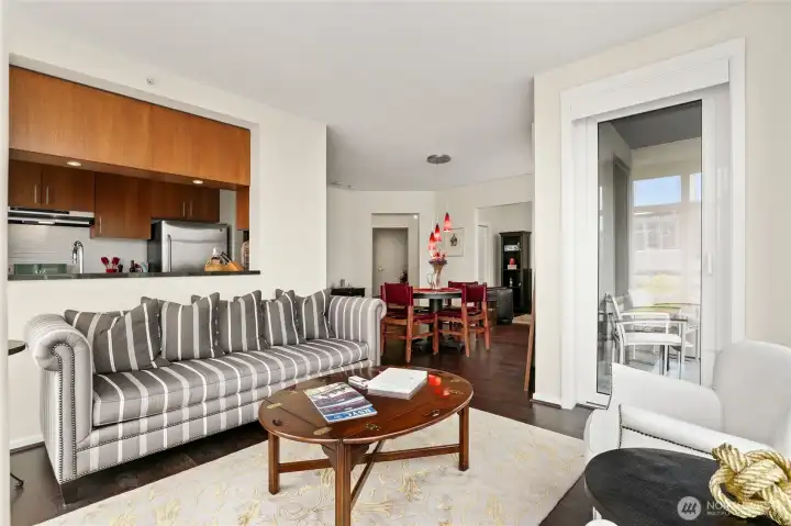 Sitting room 3