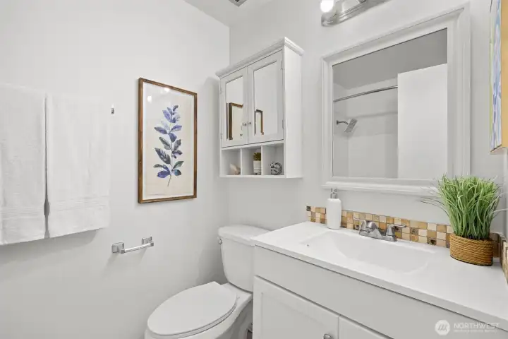 Hallway bath Hallway bath