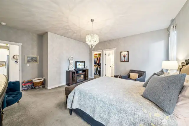 Tons of natural light in the primary bedroom