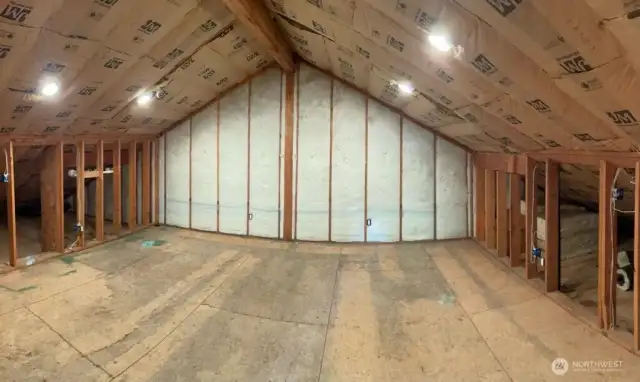 345sqft unfinished attic