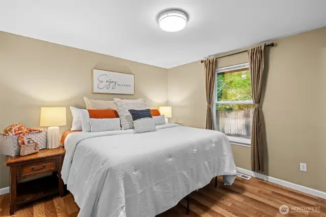 Primary bedroom, ceiling white paint &  tasteful wall color.