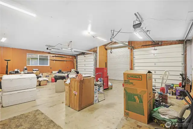 So much room for toys and projects!