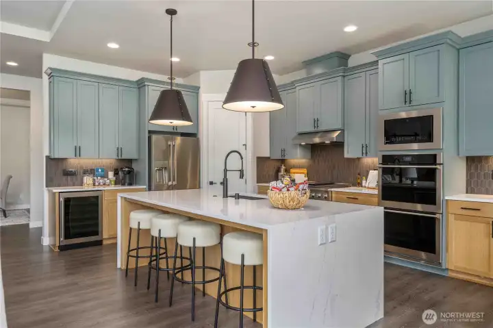 photos are for marketing purposes only. Will show options, upgrades and unavailable features. Not of specific home for sale.