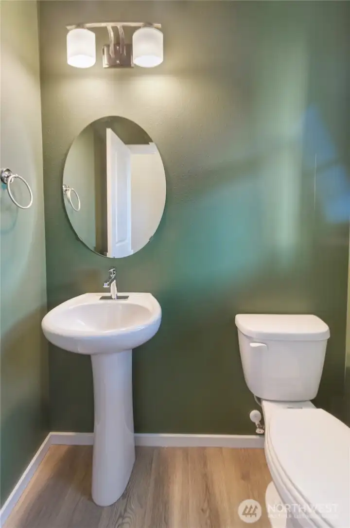 Pictures are from a previously built Penrose plan in the community and may display upgrades that are no longer available.