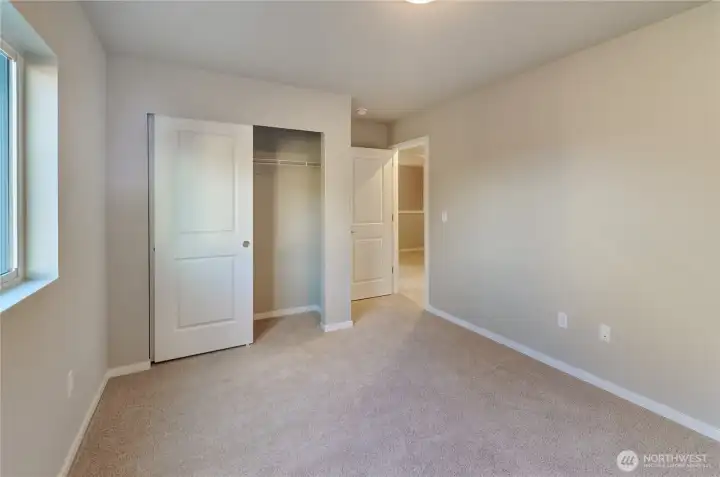 Pictures are from a previously built Penrose plan in the community and may display upgrades that are no longer available.