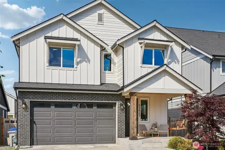 Beautifully modern home in the sought-after Ten Trails community